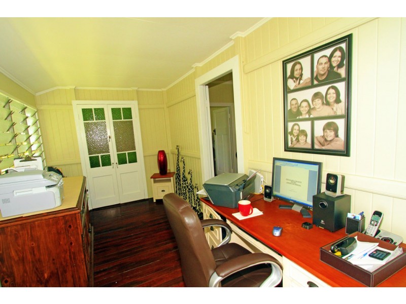 41 Armstrong Street, Berserker QLD 4701