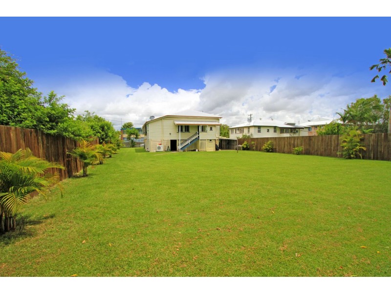 41 Armstrong Street, Berserker QLD 4701