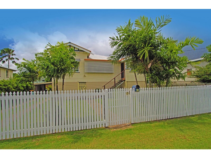 41 Armstrong Street, Berserker QLD 4701
