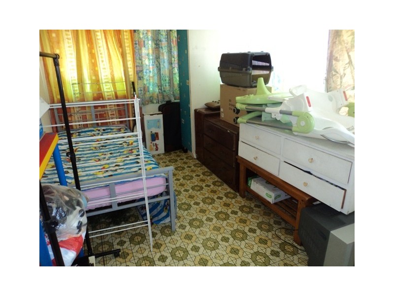 84 Main Street, Park Avenue QLD 4701