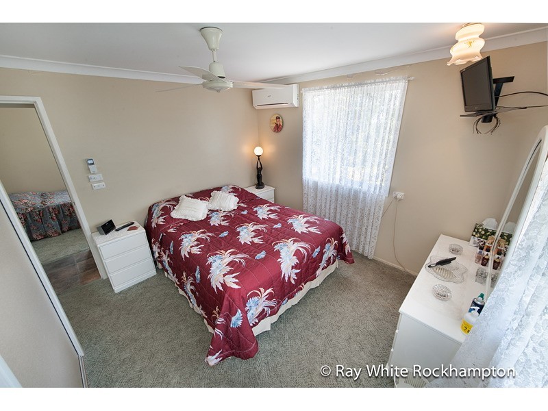 15 Schwarten Street, Kawana QLD 4701