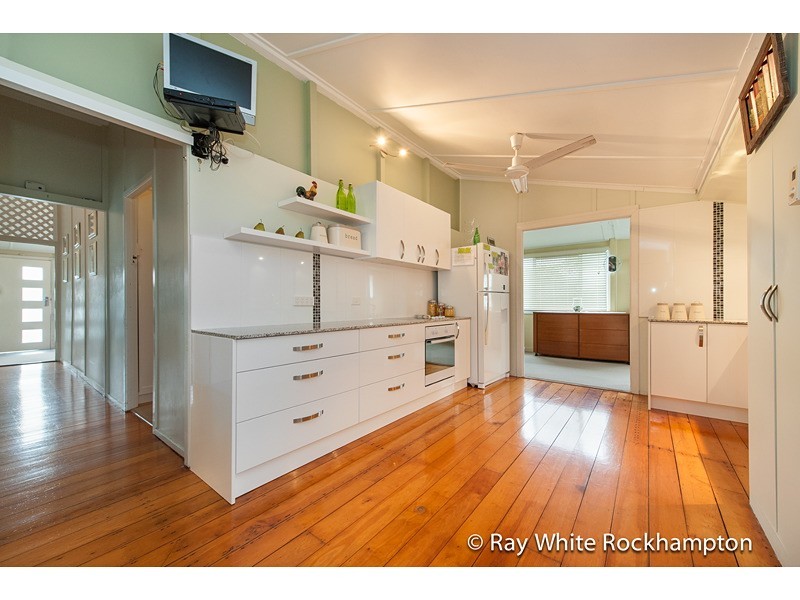 90 Stamford Street, Berserker QLD 4701