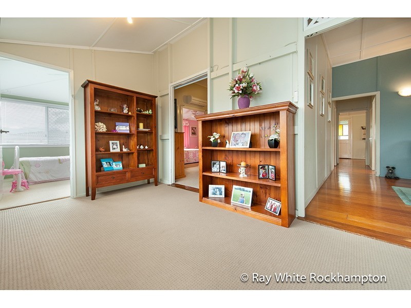 90 Stamford Street, Berserker QLD 4701