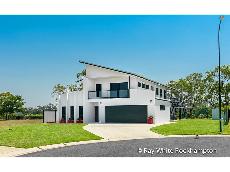 3 Cochrane Place, Kawana QLD 4701