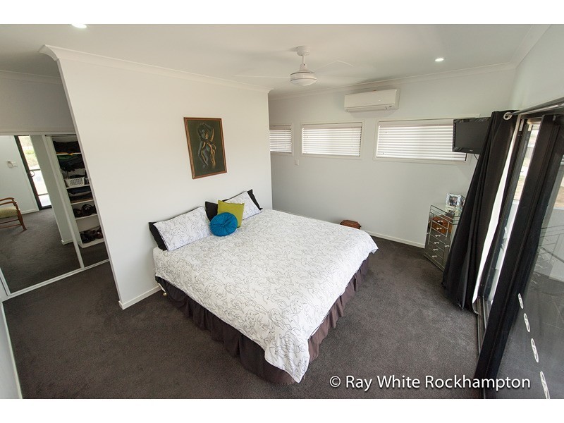 3 Cochrane Place, Kawana QLD 4701