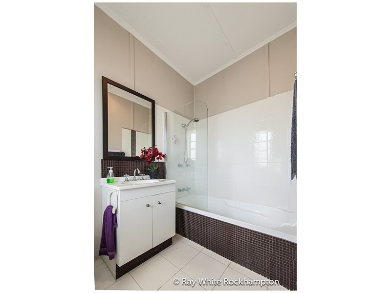 73 Hamilton Avenue, Wandal QLD 4700