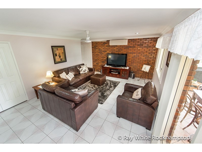 27 Brady Close, Glenlee QLD 4711
