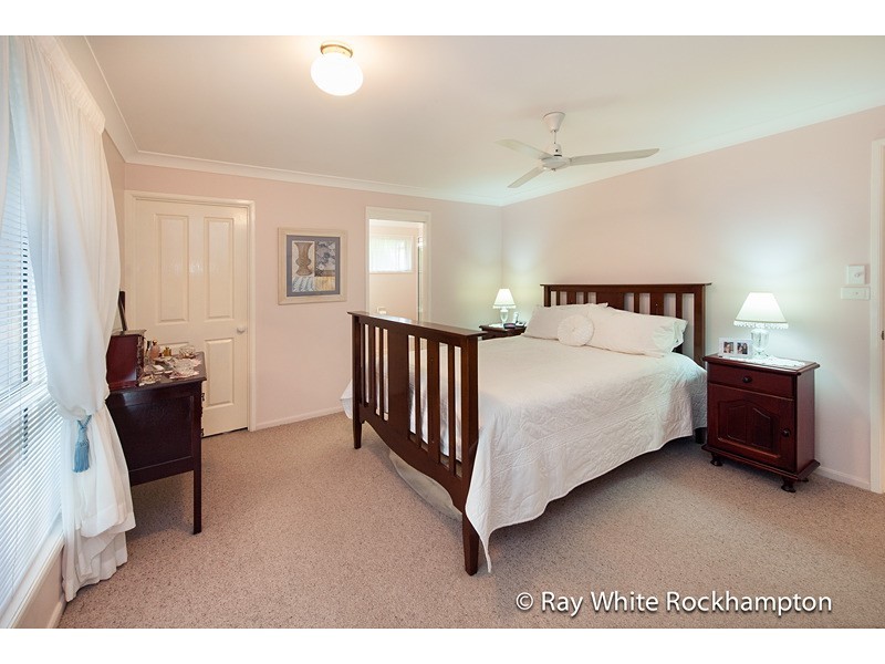 27 Brady Close, Glenlee QLD 4711