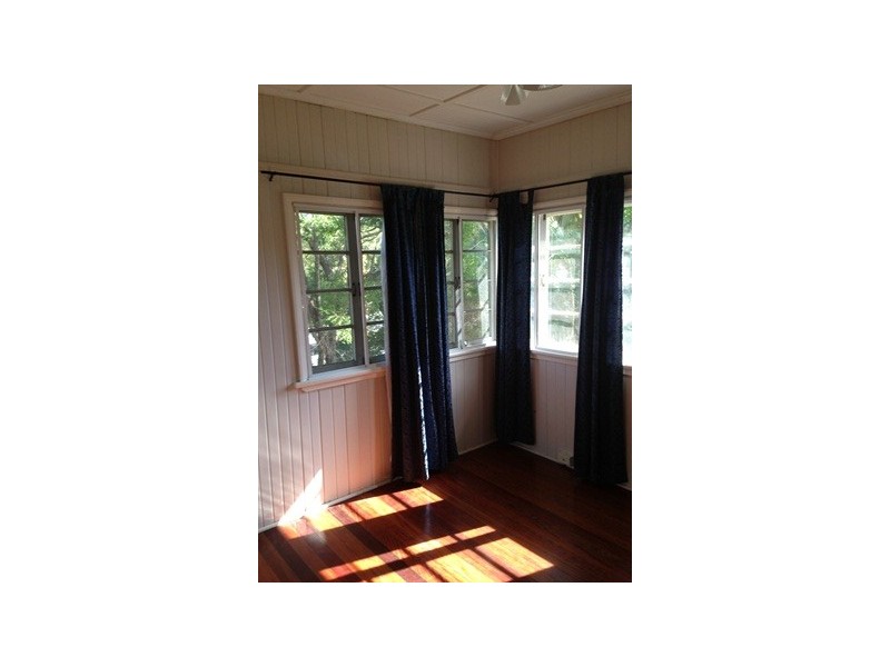 76 Robinson Street, Frenchville QLD 4701