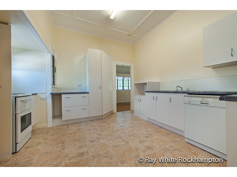 266 Ford Street, Berserker QLD 4701