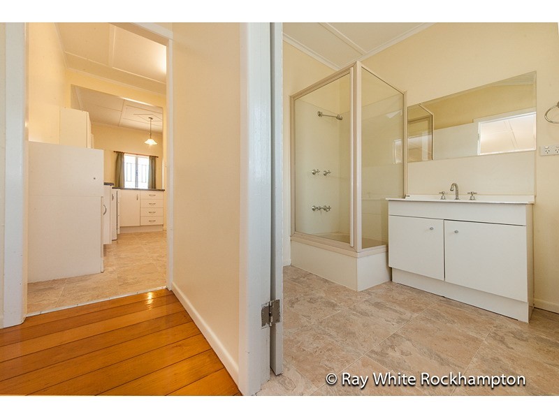 266 Ford Street, Berserker QLD 4701