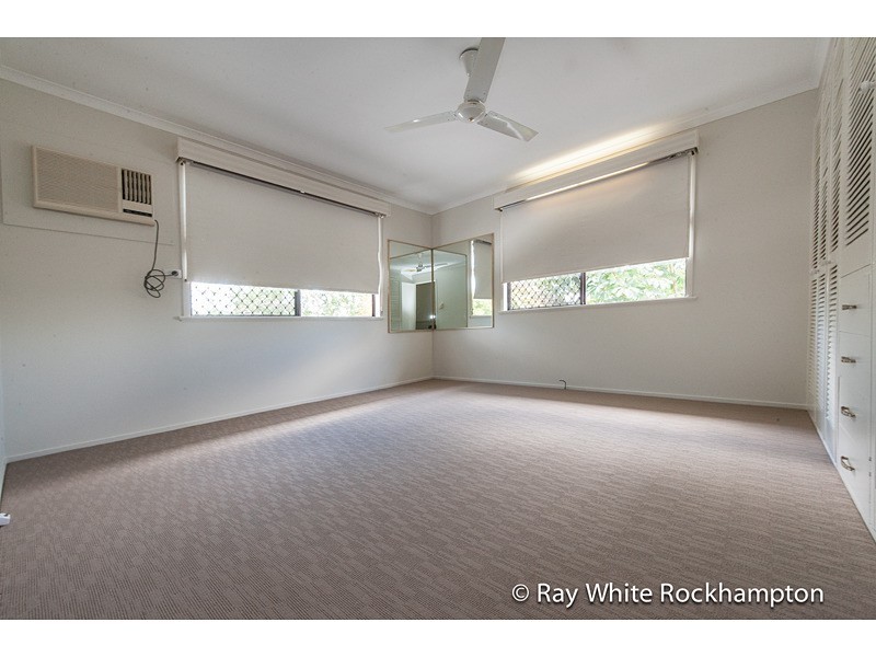 50 Gray Street, Park Avenue QLD 4701