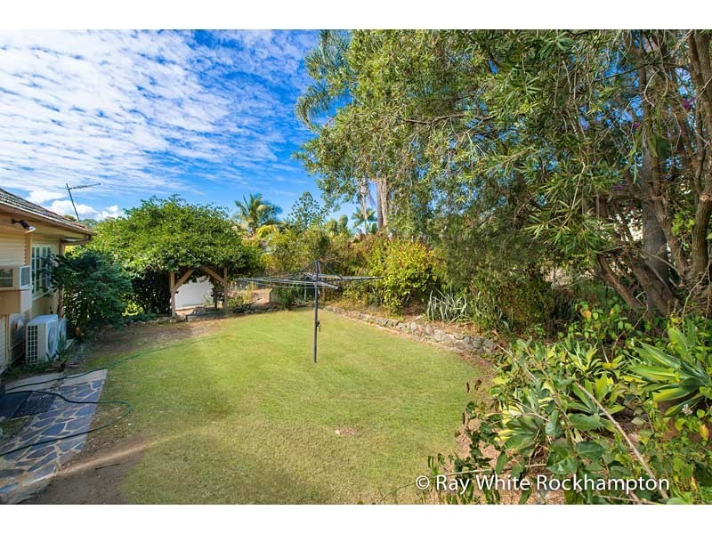 3 Higgins Street, The Range QLD 4700