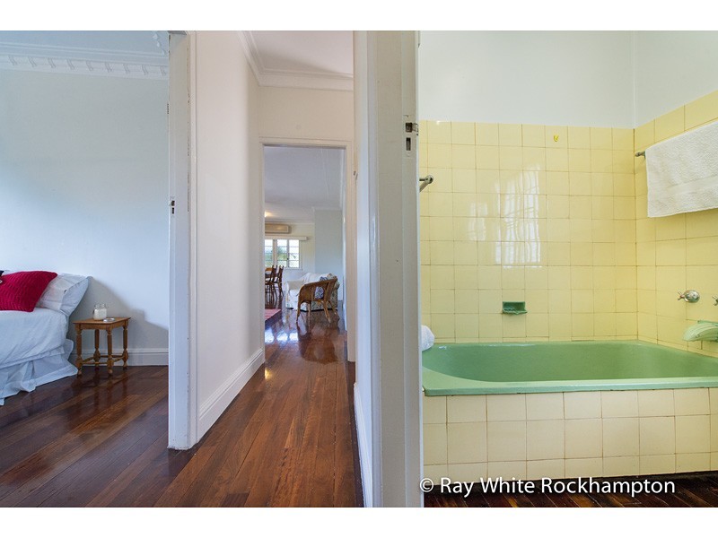 3 Higgins Street, The Range QLD 4700