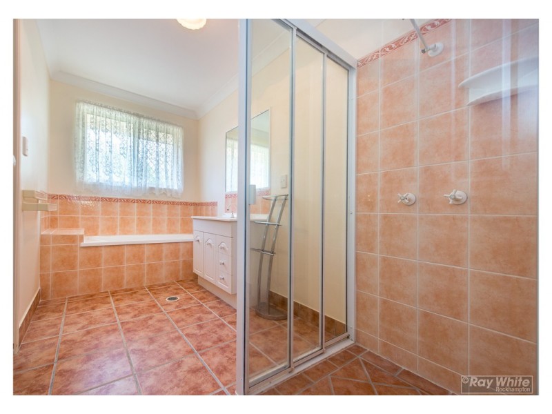 15 Gable Street, Koongal QLD 4701