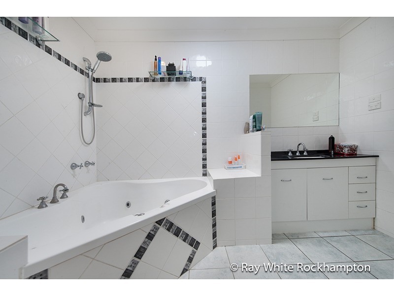 294 Kirby Street, Koongal QLD 4701