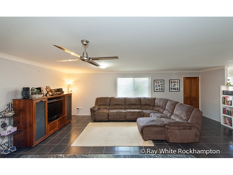 102 Perrott Drive, Rockyview QLD 4701