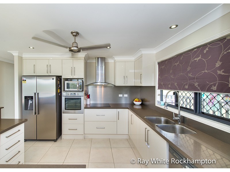 88 Fons Drive, Glendale QLD 4711