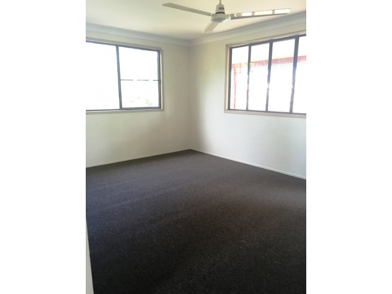 15 Cowan Street, Gracemere QLD 4702