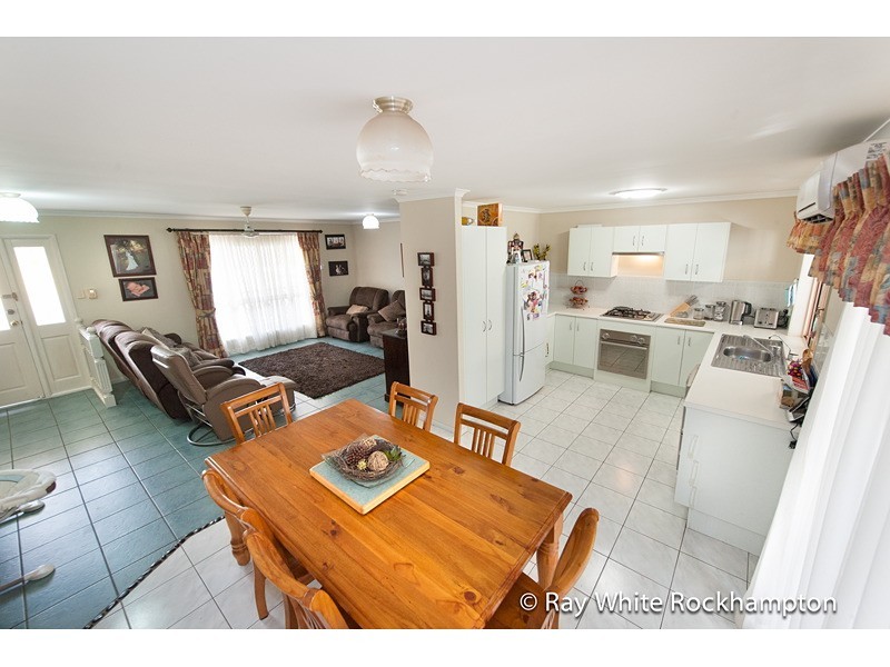 6 Kawana Close, Kawana QLD 4701