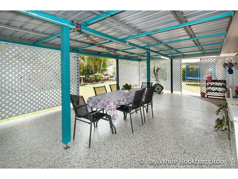 6 Kawana Close, Kawana QLD 4701