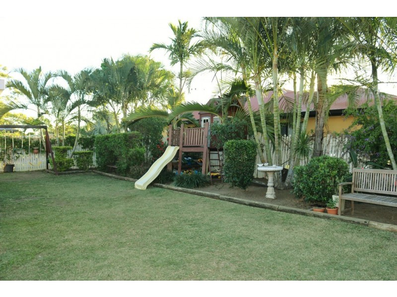 6 Kawana Close, Kawana QLD 4701