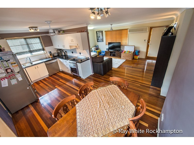 8 McMurtrie Street, Kawana QLD 4701