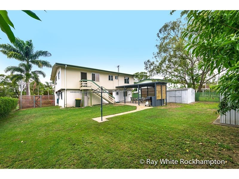 8 McMurtrie Street, Kawana QLD 4701