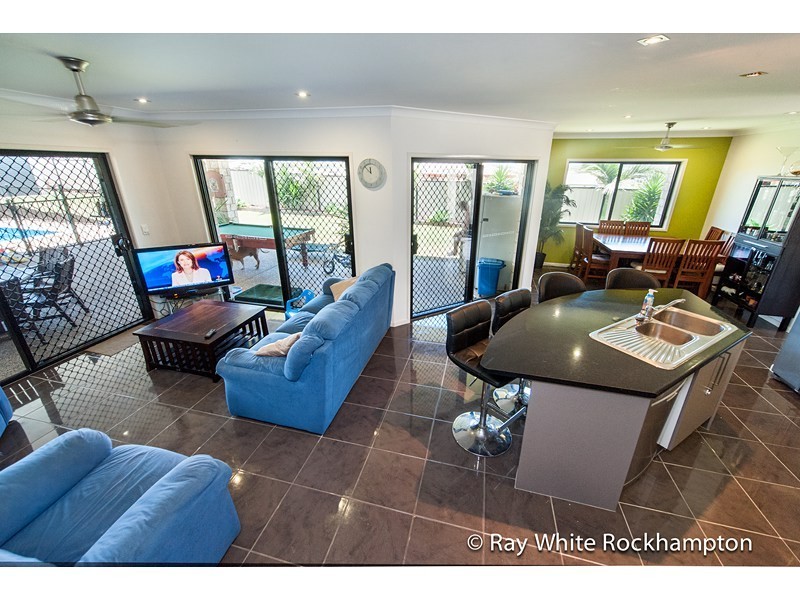 19 Broadhurst Drive, Gracemere QLD 4702