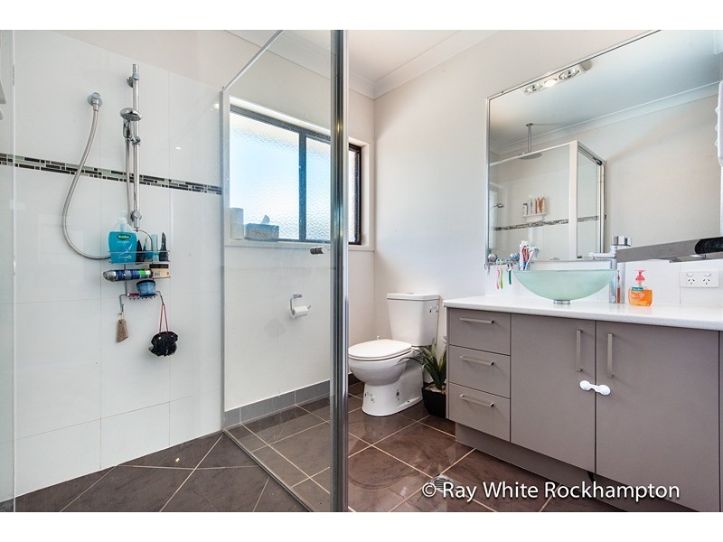 19 Broadhurst Drive, Gracemere QLD 4702