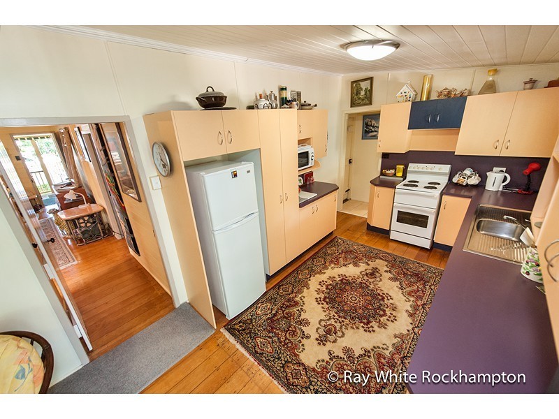 98 Curran Street, Koongal QLD 4701