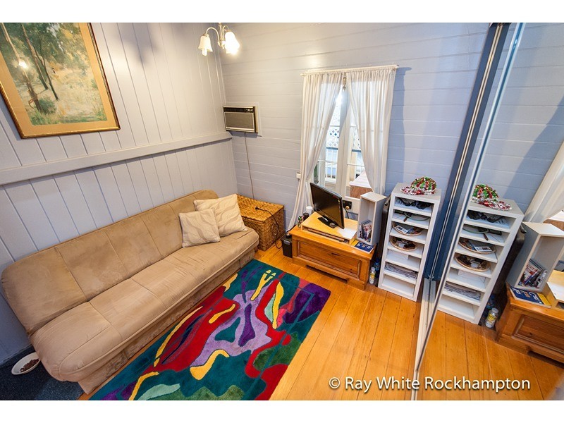 98 Curran Street, Koongal QLD 4701