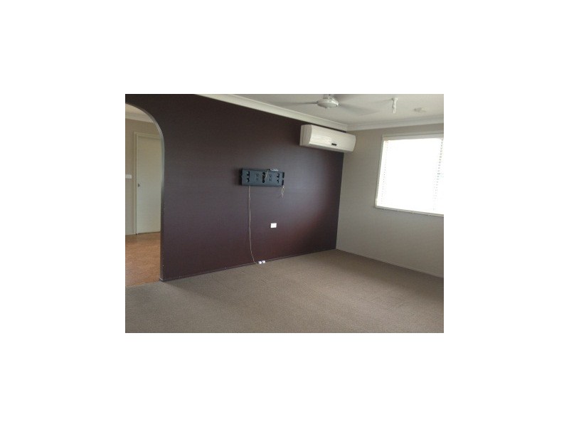 16 Schwarten Street, Kawana QLD 4701