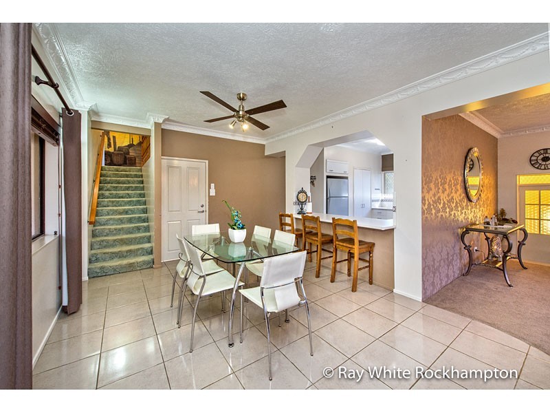 1 Booker Street, Park Avenue QLD 4701