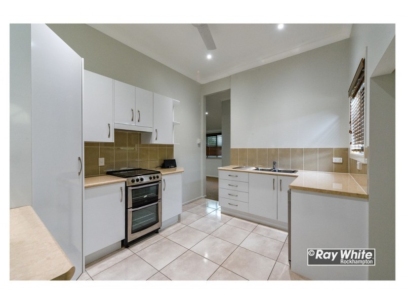 10 Marris Street, The Range QLD 4700