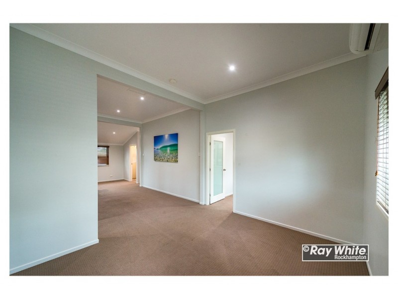 10 Marris Street, The Range QLD 4700