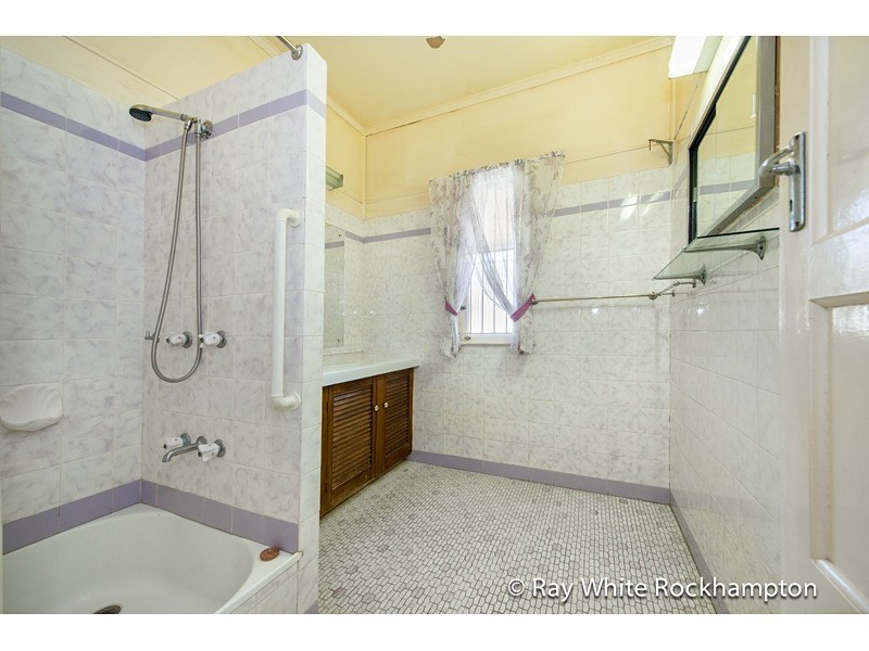 263 Elphinstone Street, Koongal QLD 4701