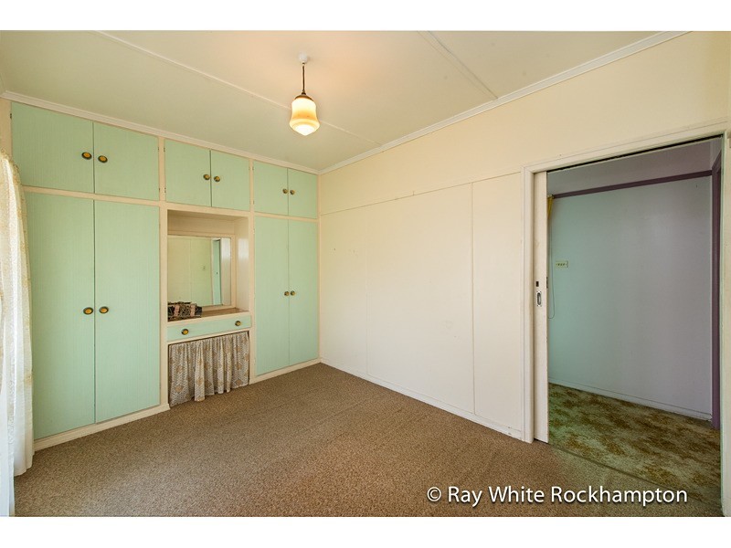 263 Elphinstone Street, Koongal QLD 4701