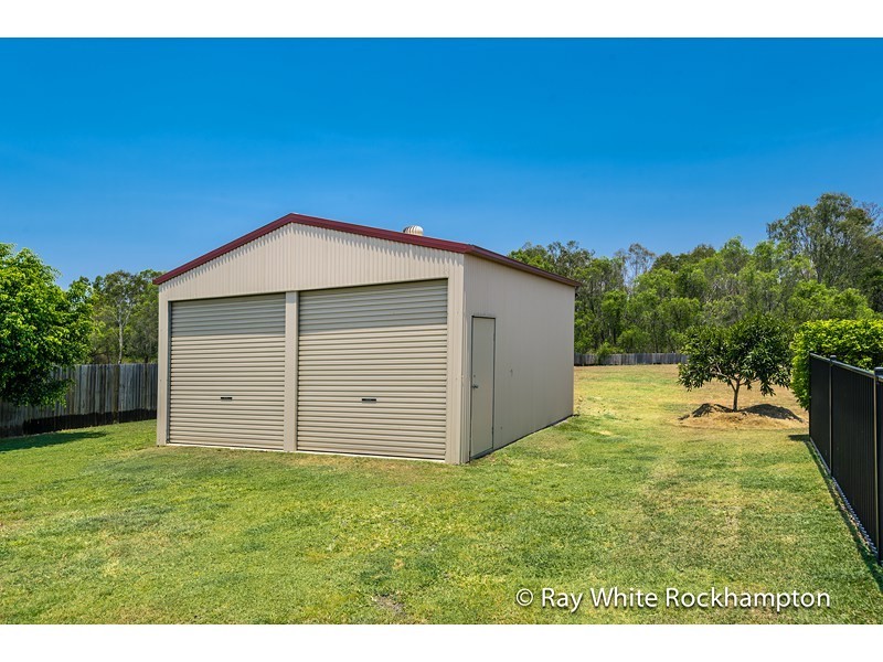 7 Stirling Drive, Rockyview QLD 4701