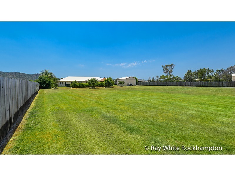 7 Stirling Drive, Rockyview QLD 4701