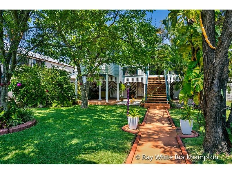 24 Davis Street, The Range QLD 4700