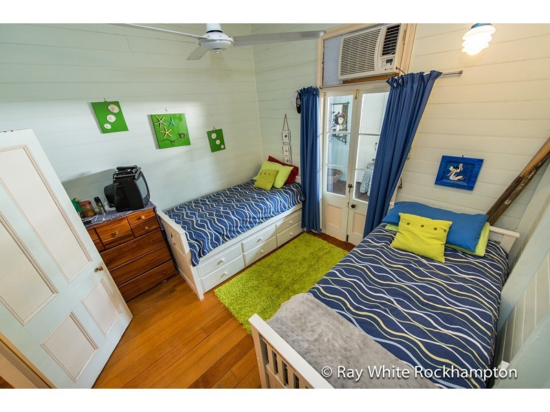 24 Davis Street, The Range QLD 4700