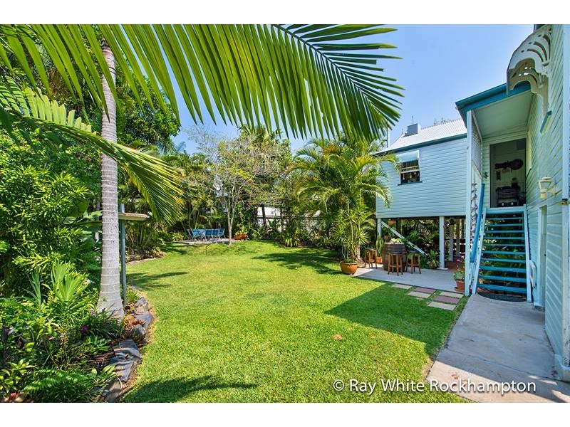 24 Davis Street, The Range QLD 4700