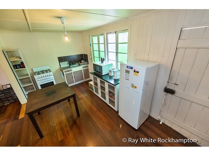 99 Princess Street, Berserker QLD 4701