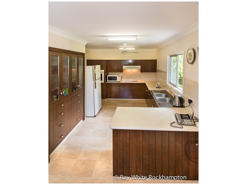 266 Farm Street, Kawana QLD 4701