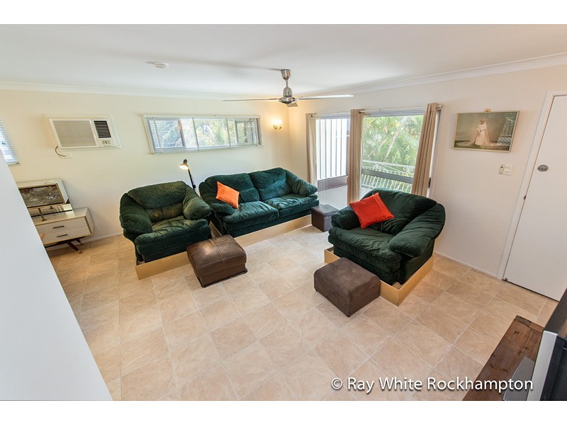 266 Farm Street, Kawana QLD 4701