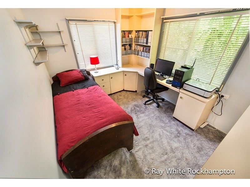 266 Farm Street, Kawana QLD 4701