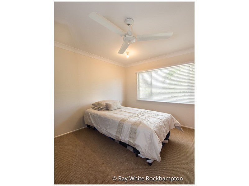 266 Farm Street, Kawana QLD 4701