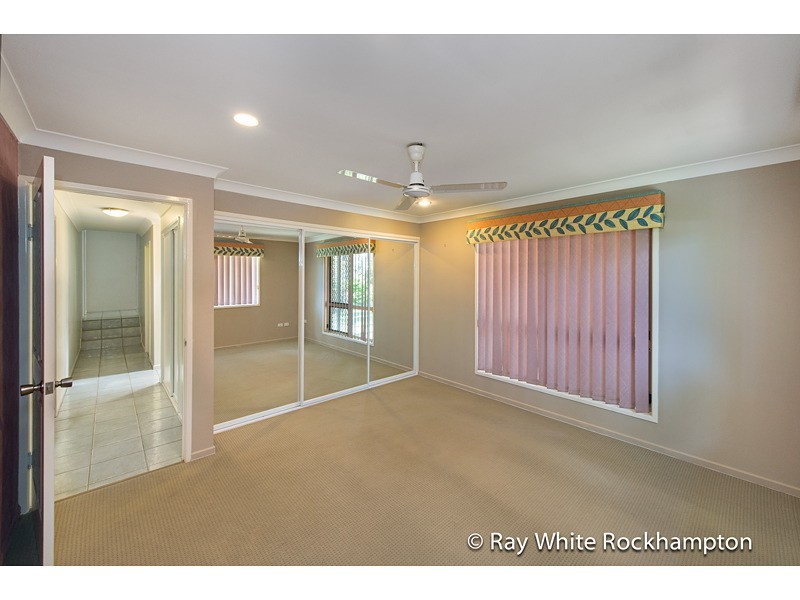 14 Sunset Drive, Gracemere QLD 4702