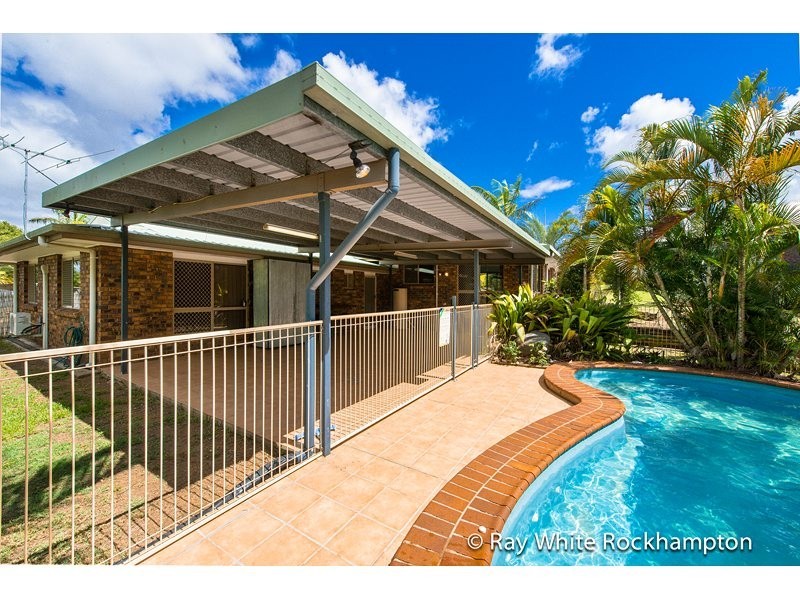 14 Sunset Drive, Gracemere QLD 4702